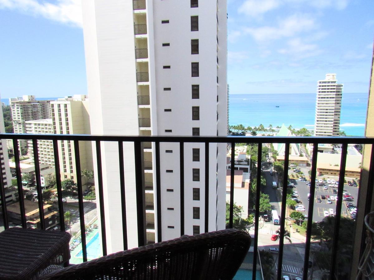 Апартаменты Waikiki Banyan Ocean View Oahu Экстерьер фото